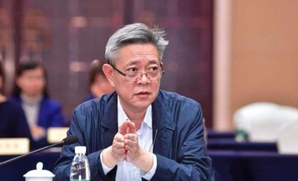 交行发展研究部原总经理李杨勇被批捕：不信组织信“大师”