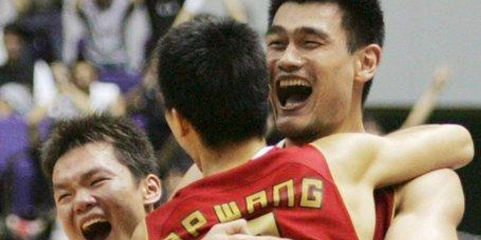 男篮世界杯中国参赛史:94年进8强 王仕鹏献神