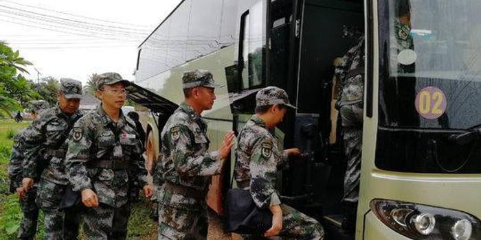 老挝一水电站溃坝 中国解放军32人医疗队紧急