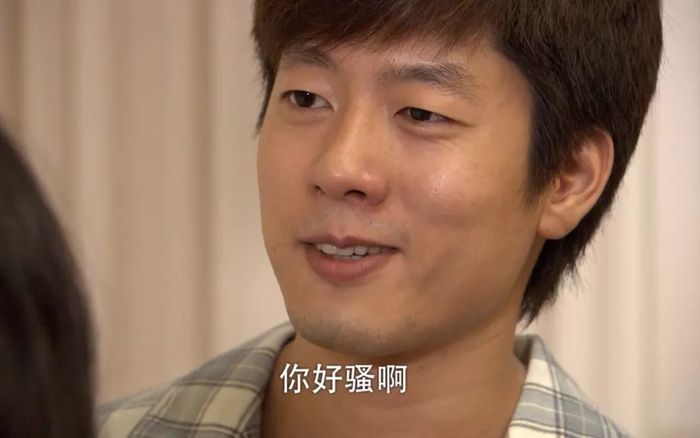 长大后的“Z世代”,终于“玩坏”了家庭剧