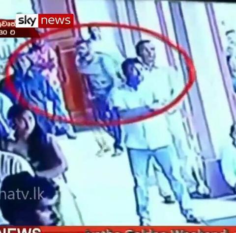 斯里兰卡教堂监控视频曝光 嫌疑人作案前一反常动作被拍下