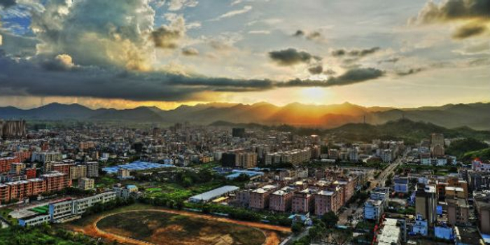 三四线城市消费为何高增长?专家:房地产是主因