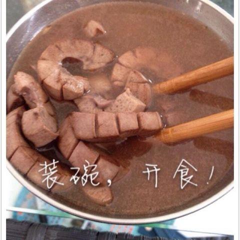 精选美食推荐：海参花胶乌鸡汤，猪腰汤，家常小咸菜的做法