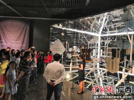 130余件民族特色展品亮相南宁博物馆 展现传统与现代交融