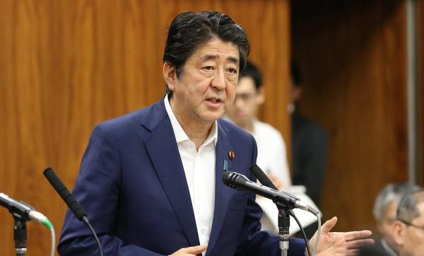 安倍晋三：希望日中关系保持目前势头，扩大经济等层面交流