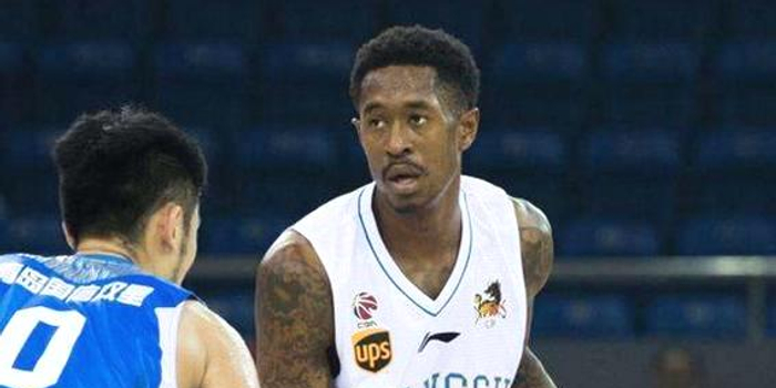 啥叫自由球员 w700h350z1l10t10f9a.jpg