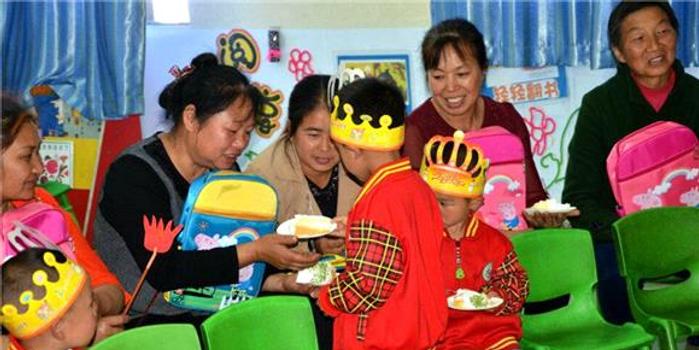 合川:双凤中心幼儿园举办集体生日活动