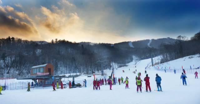 雷竞技RAYBET国内必去十大滑雪场滑雪爱好者看过来(图20)