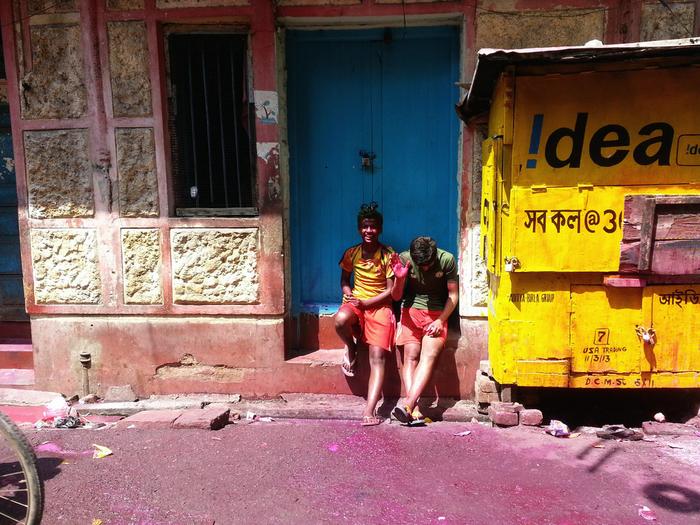 中国女游客勇闯印度最大的红灯区，揭开女性地位最黑暗的一面