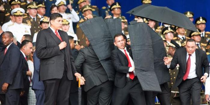 委内瑞拉狙击手击落炸弹无人机 总统马杜罗逃