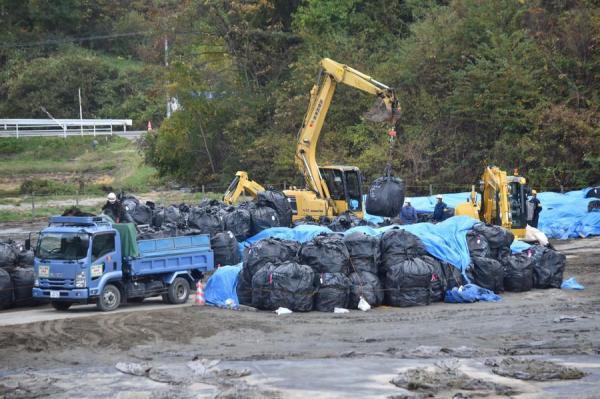 直升机和无人机都用上了 日本福岛仍有36袋核污染物未找到