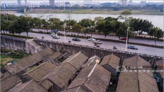 南宁300年历史建筑成廉租屋 月供百元住江景房