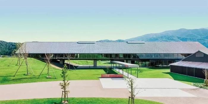 像鸟儿那样轻——日本建筑轻盈化的建筑结构策略（一）