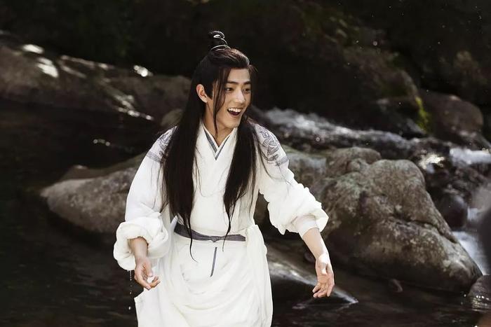 电视剧《陈情令》剧照,肖战饰演魏无羡