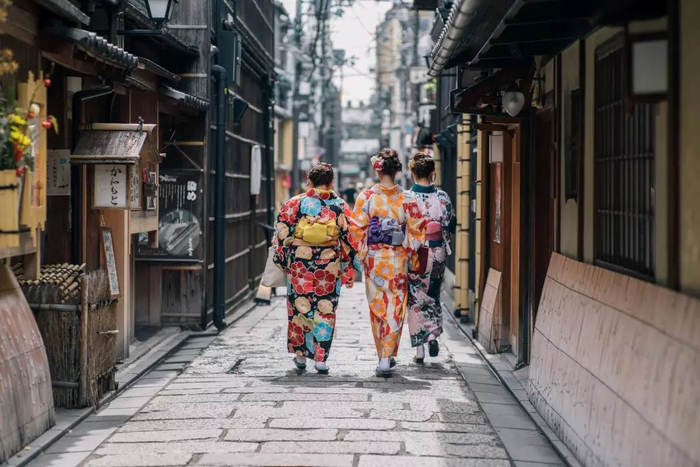 穿和服，要美得正确且惊心动魄（收藏这一篇全搞定）