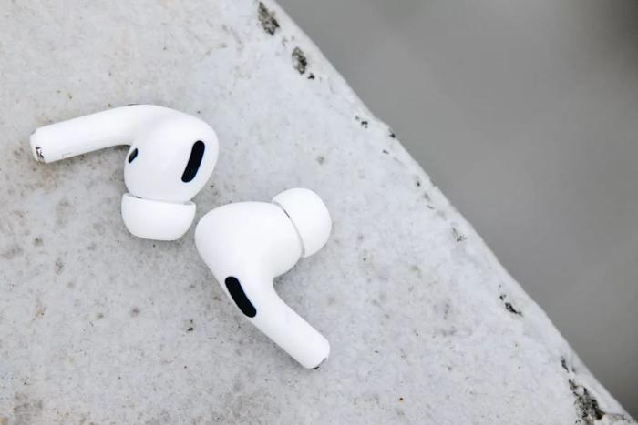 《消费者报告》：AirPods Pro 不及三星 Galaxy Buds，你同意吗？