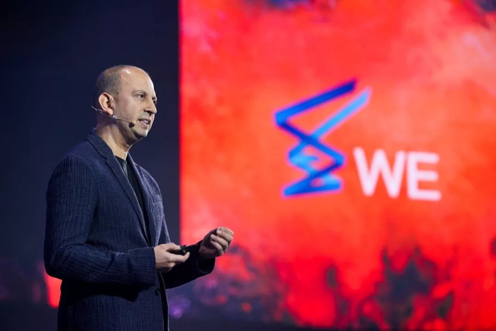 王俊凯聊天视频曝光网络，没想到他还有这样一层身份……