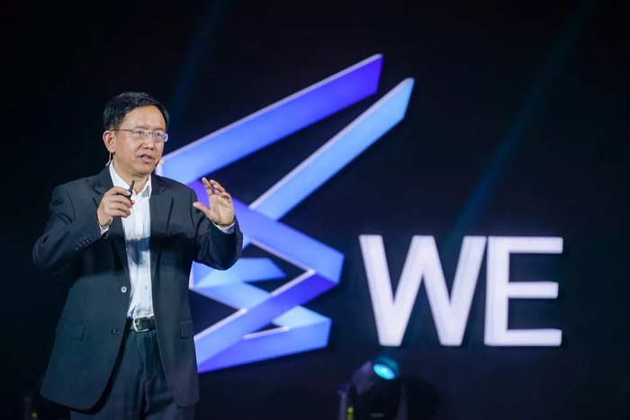 王俊凯聊天视频曝光网络，没想到他还有这样一层身份……