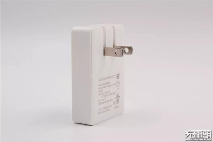 天宝集团65W氮化镓PD充电器评测：小到极致，笔记本专用