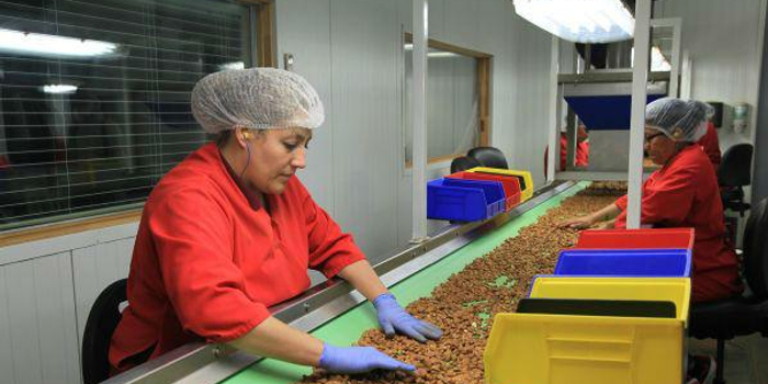 港媒点评贸易战:中国据理反击 美国急了 阵脚大