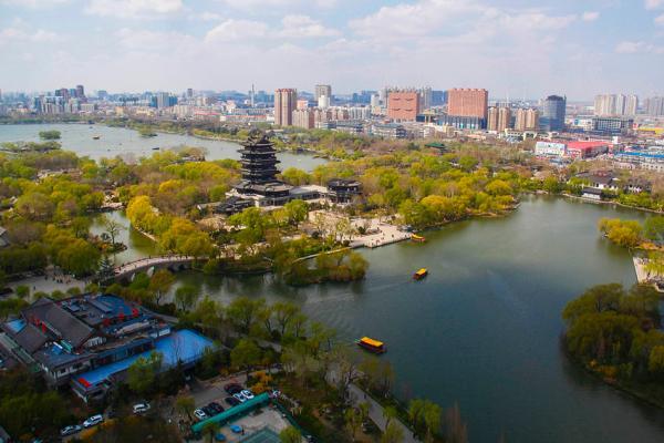 莱芜并入之后,济南成为山东省首个特大城市。 东方IC 资料图