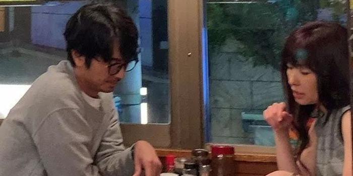 真岛秀和已结婚三年 对方为美女麻将选手
