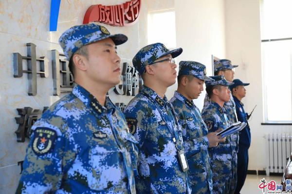 领航强军新时代︱海军航空大学某训练团期班学员首次单飞训练