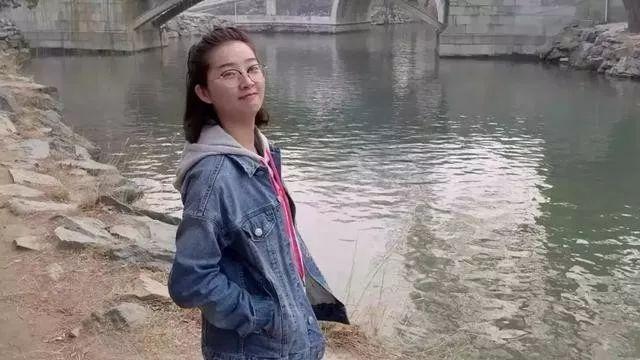 泪崩！江歌妈妈安慰章莹颖爸爸：我劝你坚强，却不知该如何坚强。毁掉父母，到底有多容易？