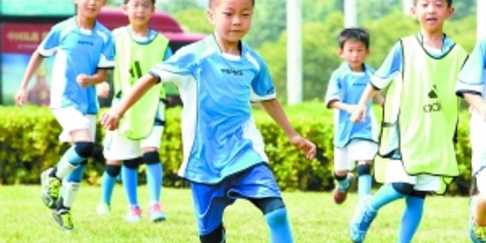 幼儿足球培训班郑州受欢迎