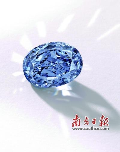 迪比尔斯千禧瑰宝。