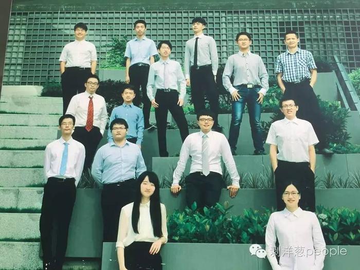 南科大2012级、2016届十佳毕业生候选人。他们是南科大首届统招毕业生。新京报记者安钟汝 摄