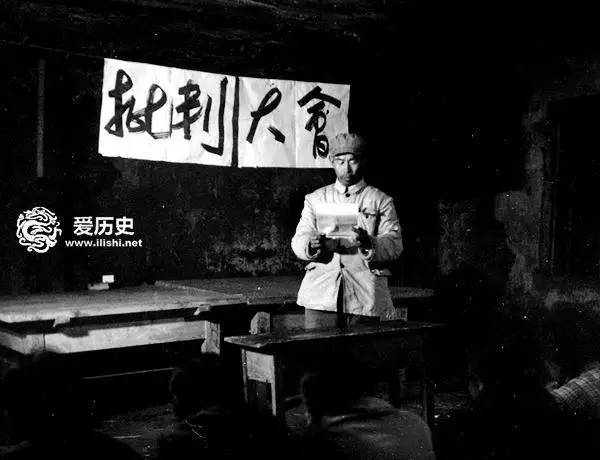 红色浪潮里割资本主义尾巴 多养只鸡都得打死