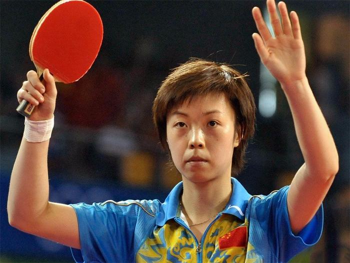 刘诗雯事件：中国乒乓球女队光环遮蔽下的恶