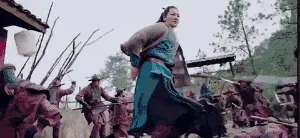 混战