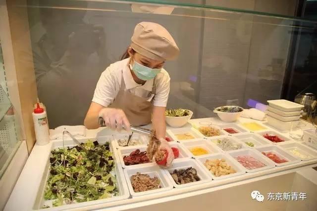 吉野家去台湾做了个“变性手术”，把MUJI气疯了！