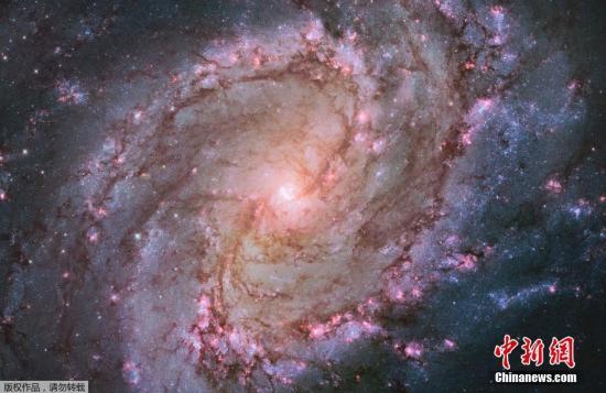 资料图:哈勃望远镜拍摄螺旋星系M83