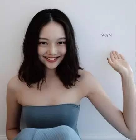 尤其是在身高172的情况下,这双大长腿还真是有点长到逆天