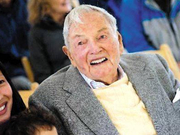 一代传奇！美国亿万富豪洛克菲勒去世，享年101岁