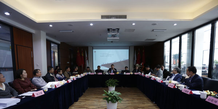 疫情爆发"扶贫鸡"变"返贫鸡" 专家:出台农业保险机制