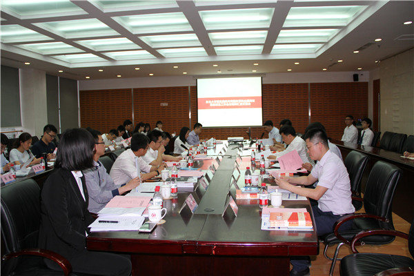8.东北大学落实高校共青团改革和全国高校思想政治工作会议精神汇报交流会.jpg