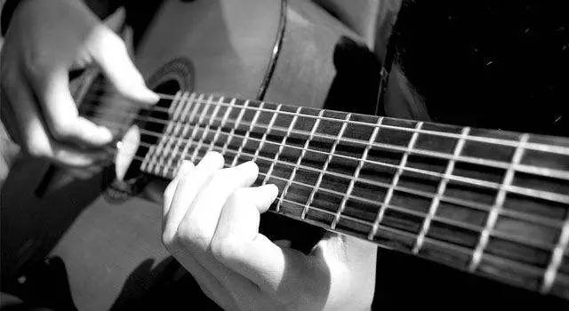 中国的民谣歌手们，你最中意哪个？