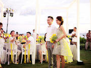 组图：安以轩今日大婚陈乔恩当伴娘 婚礼欢迎宴曝光