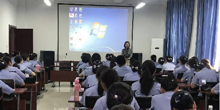 [宁夏]公路管理局开展2017年度微笑服务内训师