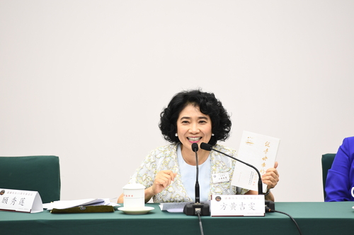 28.健康快车创会主席方黄吉雯女士总结发言