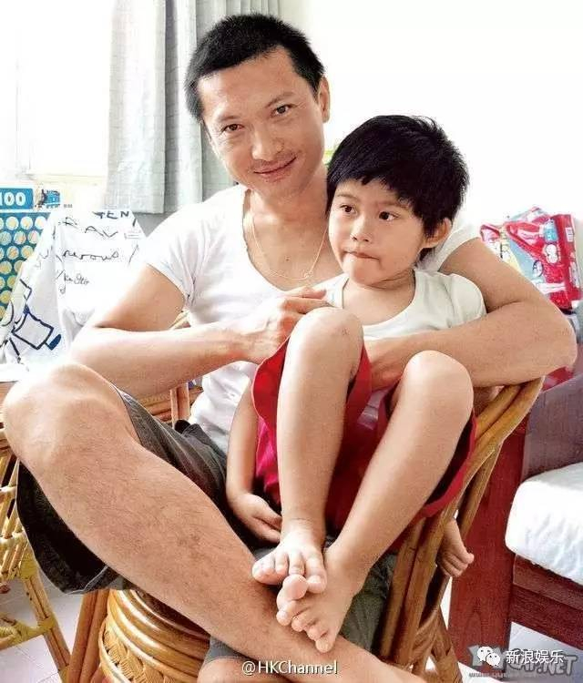 在事业巅峰期息影的他，竟然把自闭症儿子培养成了年级第一！