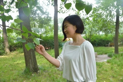 周祎舒.jpg