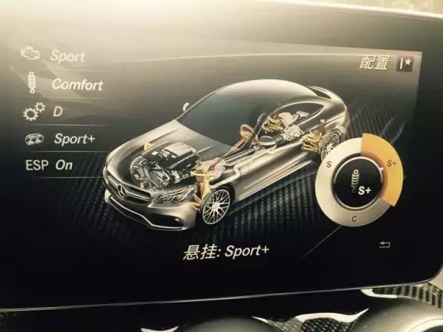 AMG C 63 S coupe，很白很暴力