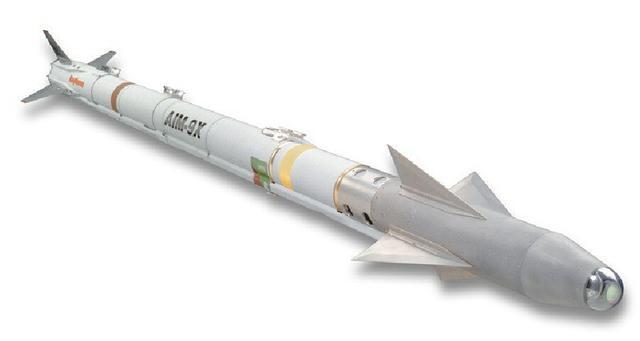 资料图:AIM-9X“响尾蛇”近距空空导弹