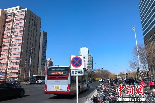 北京市西直门附近居民小区外景。