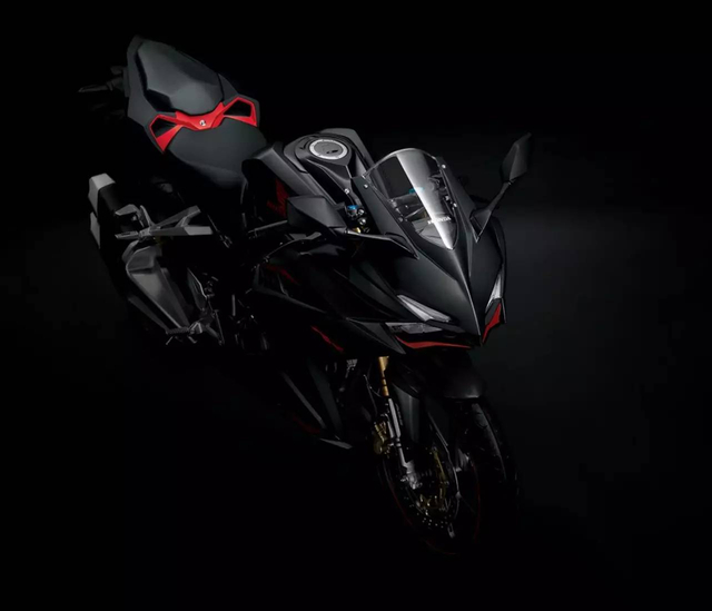 2018 KAWASAKI Ninja 400 北美街头曝光-手机